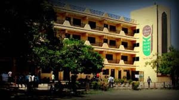 الإعلان عن بدء الدراسة حضورياً بجامعة القران الكريم بأم درمان في الثاني من نوفمبر 2025