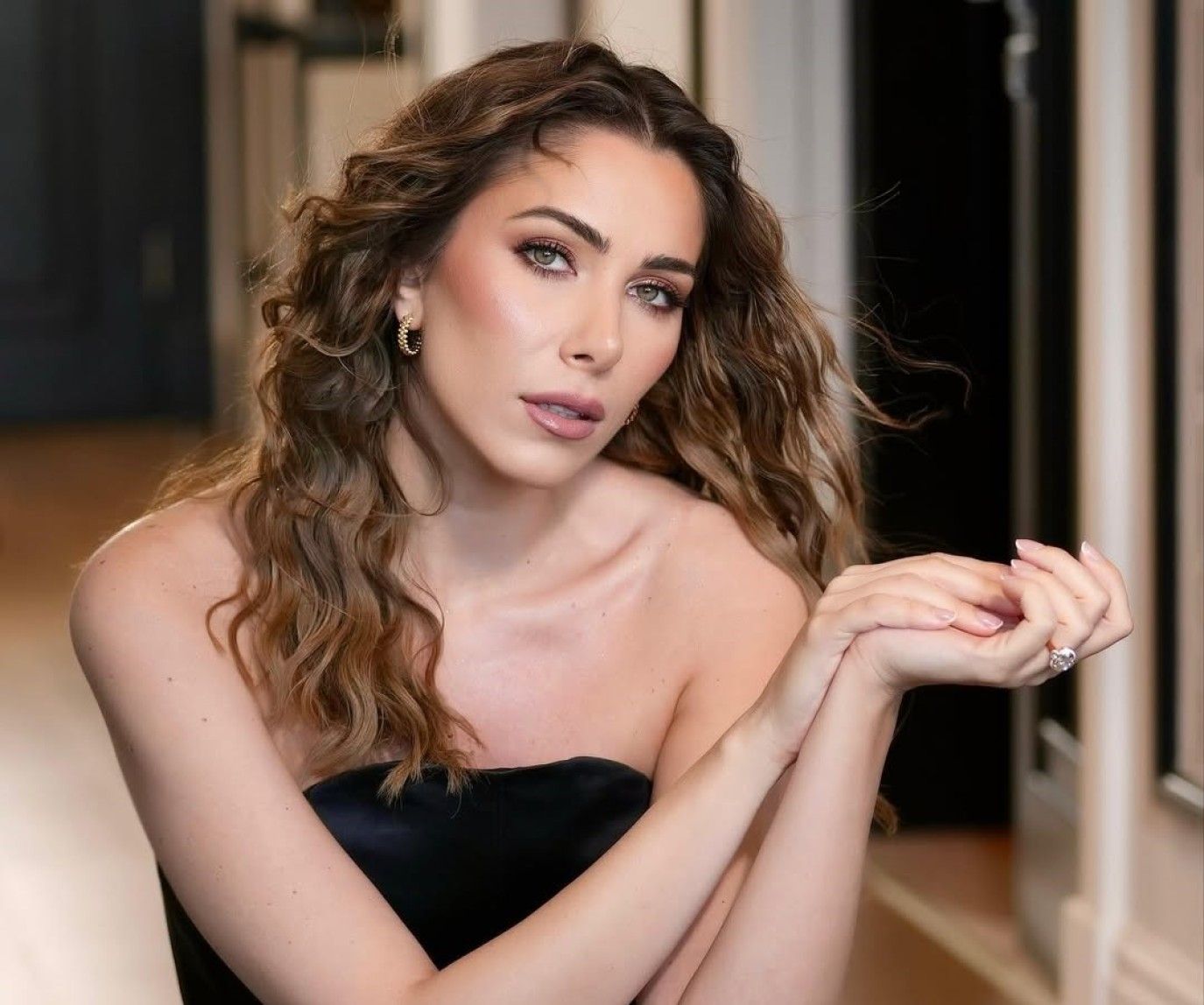 دانييلا رحمة في أحدث ظهور مع زوجها ناصيف زيتون وشقيقتها دنيا.. أمضوا أجمل الأوقات العائلية معًا