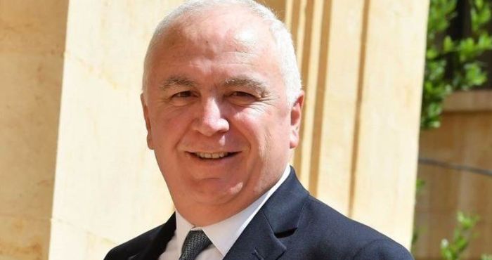 ضاهر: أتمنى على حزب الله اتخاذ موقف واضح وصريح من مسألة السلاح