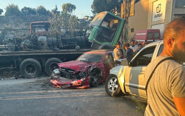 9 جرحى بحادث سير على طريق دير الزهراني- النبطية