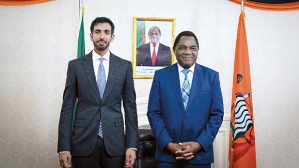 رئيس زامبيا وشخبوط بن نهيان يبحثان العلاقات بين البلدين وسبل تعزيزها