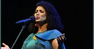 نسمة محجوب تطرح ألبومها الجديد "UNPLUGGED"