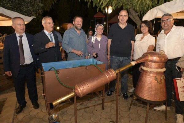 لحود بفعاليات "يوم العرق اللبناني" في زحلة: وزارة الزراعة مستمرة في مرافقة المنتجين وتنظيم الأسواق