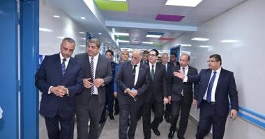 أمانة العاصمة بمستقبل وطن تسلم وحدة الغسيل البرتوني لمستشفى أبو الريش