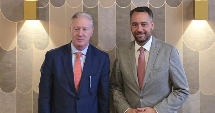 رجي التقى في بروكسل نظيرَيه البلجيكي والأردني: للضغط من أجل انسحاب إسرائيل من لبنان