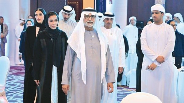 نهيان بن مبارك: المبتعثون طلائع قادة المستقبل