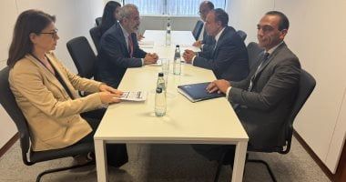 وزير الخارجية يلتقي مع نظيره البرتغالى لبحث العلاقات الثنائية