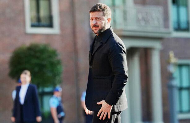 زيلينسكي: ترامب يمنح بوتين فرصة لإنهاء الحرب وقد رأى أخيرا بوتين على حقيقته وعلم أنه كاذب