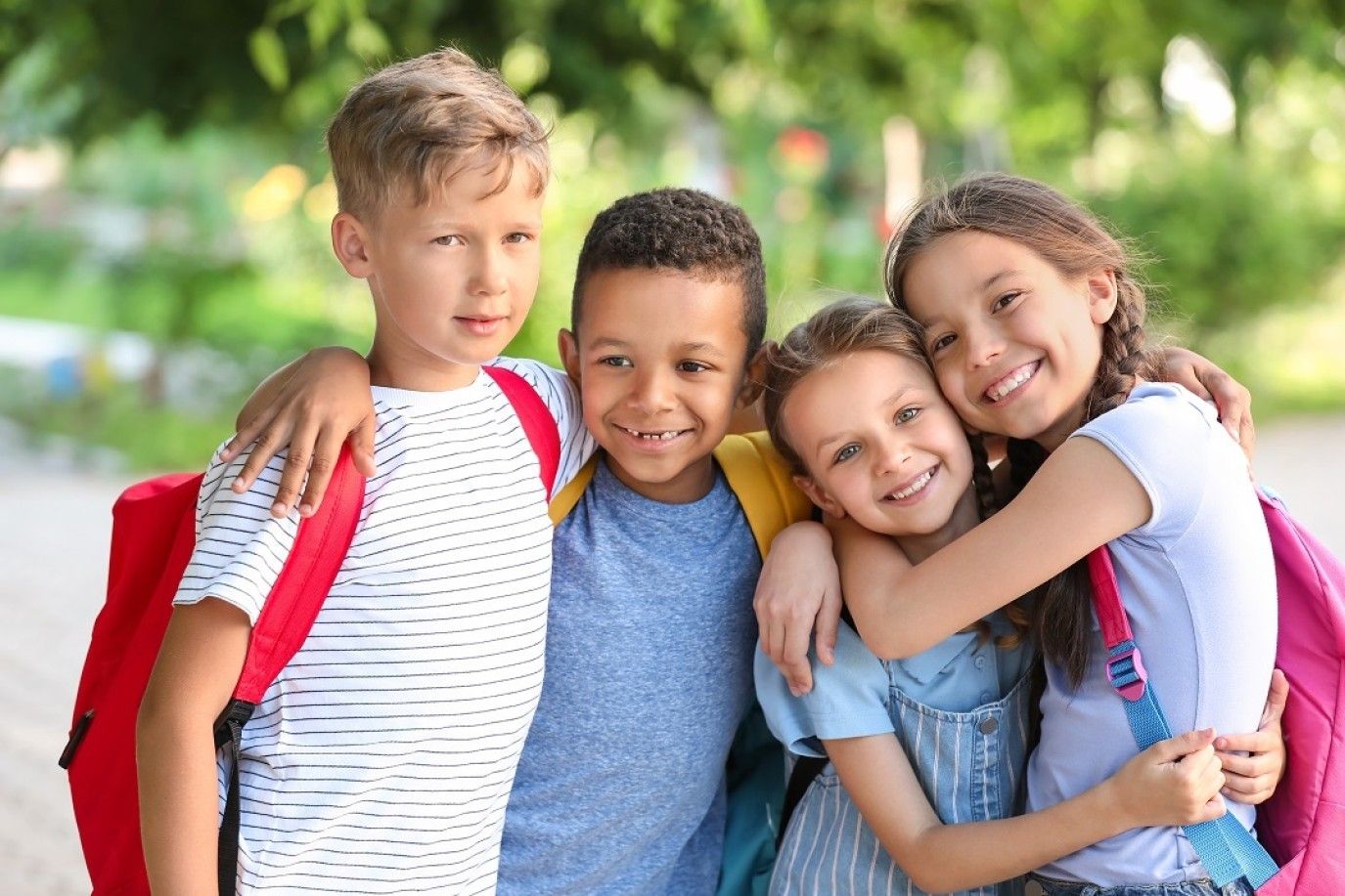 الفرق بين الذكاء العقلي والعاطفي عند الأطفال والنجاح هو التوازن بينهما