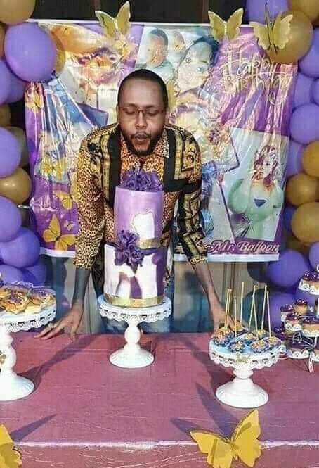 شاهد بالفيديو.. الفنان سجاد بحري يظهر غاضباً ويهدد 45 مليون سوداني: (بسببكم أصيب شريف الفحيل بالجنون والنفسيات لأنه ضعيف لكن أنا بخليكم تلقطوا أكياس في الشارع وبلاش كلام فارغ)