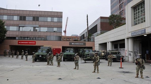 البنتاغون يسحب عناصر الحرس الوطني من لوس أنجلوس