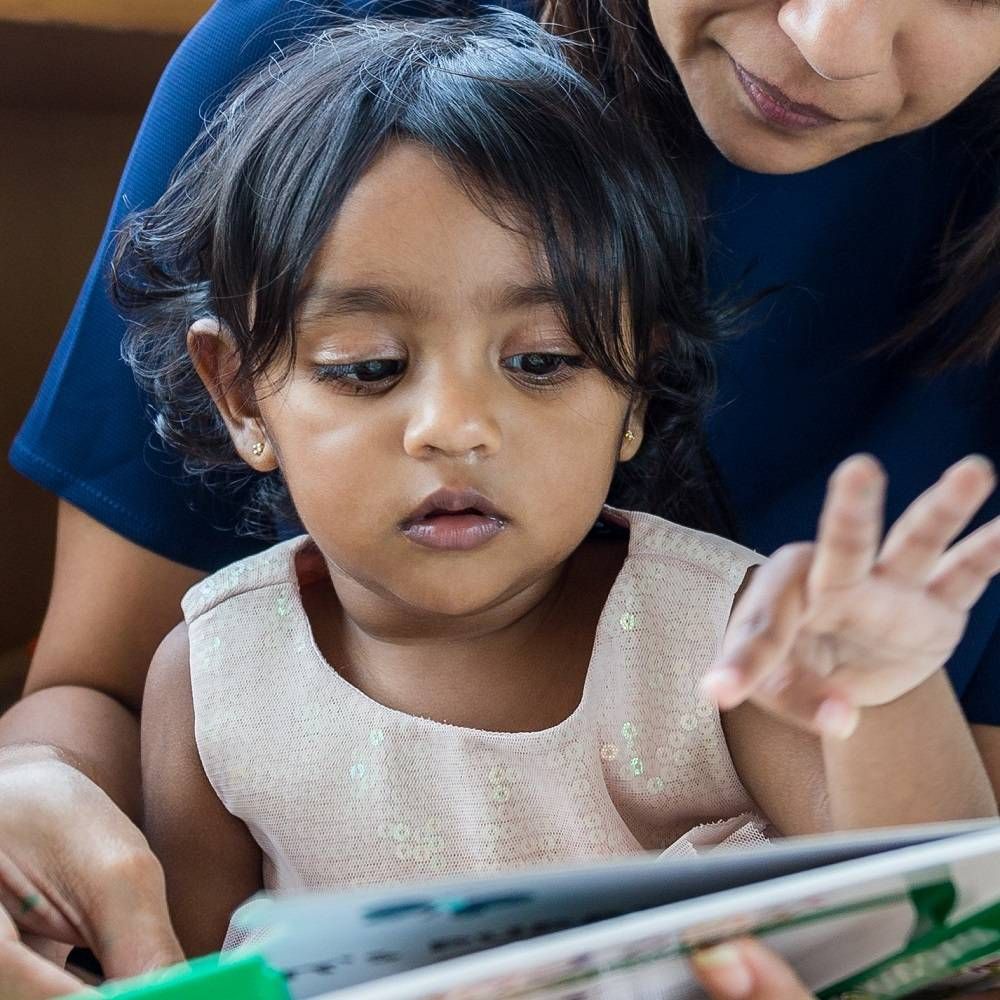 الفرق بين الذكاء العقلي والعاطفي عند الأطفال والنجاح هو التوازن بينهما