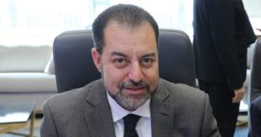 وزير التعليم العالى يجدد ندب الدكتور أحمد عناني للعمل مستشارًا للسياسات الصحية