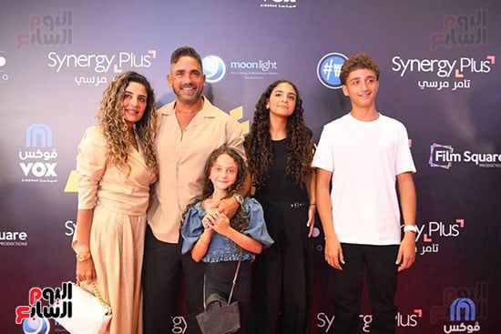 أحمد الجندي وأمير كرارة أول حضور العرض الخاص لفيلم الشاطر.. صور