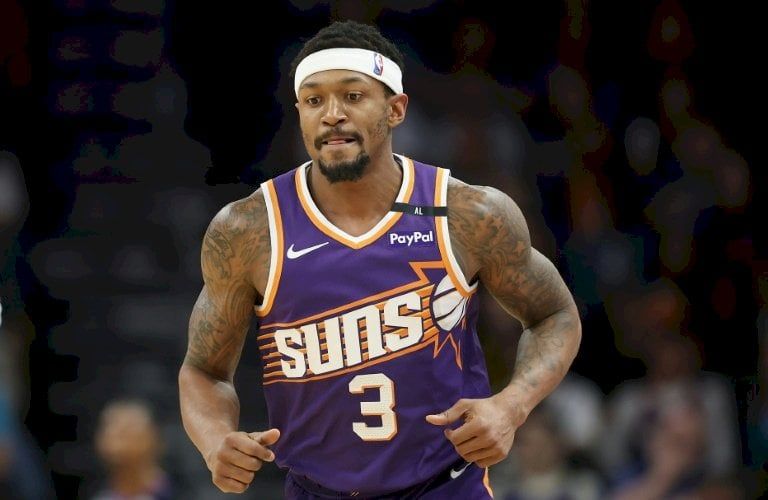 "إن بي أيه": برادلي بيل يوافق على فسخ عقده مع صنز للانتقال الى كليبرز (تقارير)