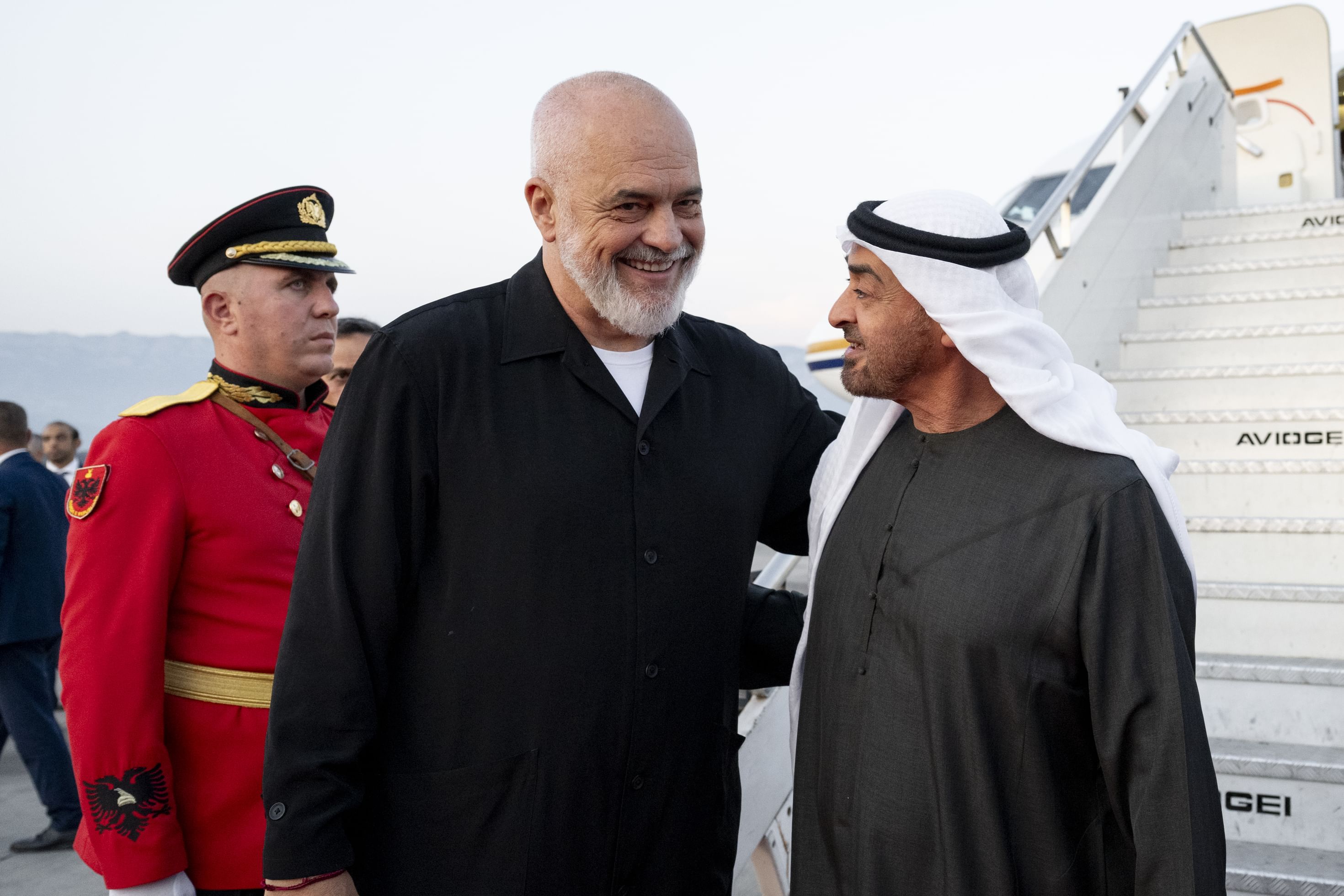 الامارات | رئيس الدولة ورئيس الوزراء الألباني يبحثان علاقات البلدين