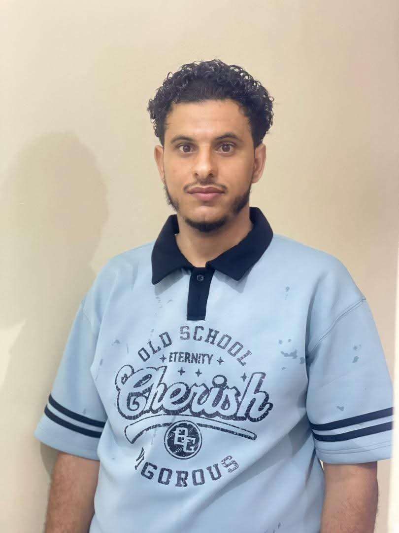 قوات امنية تختطف القطيبي وتنهب مبلغ ضخم في عدن