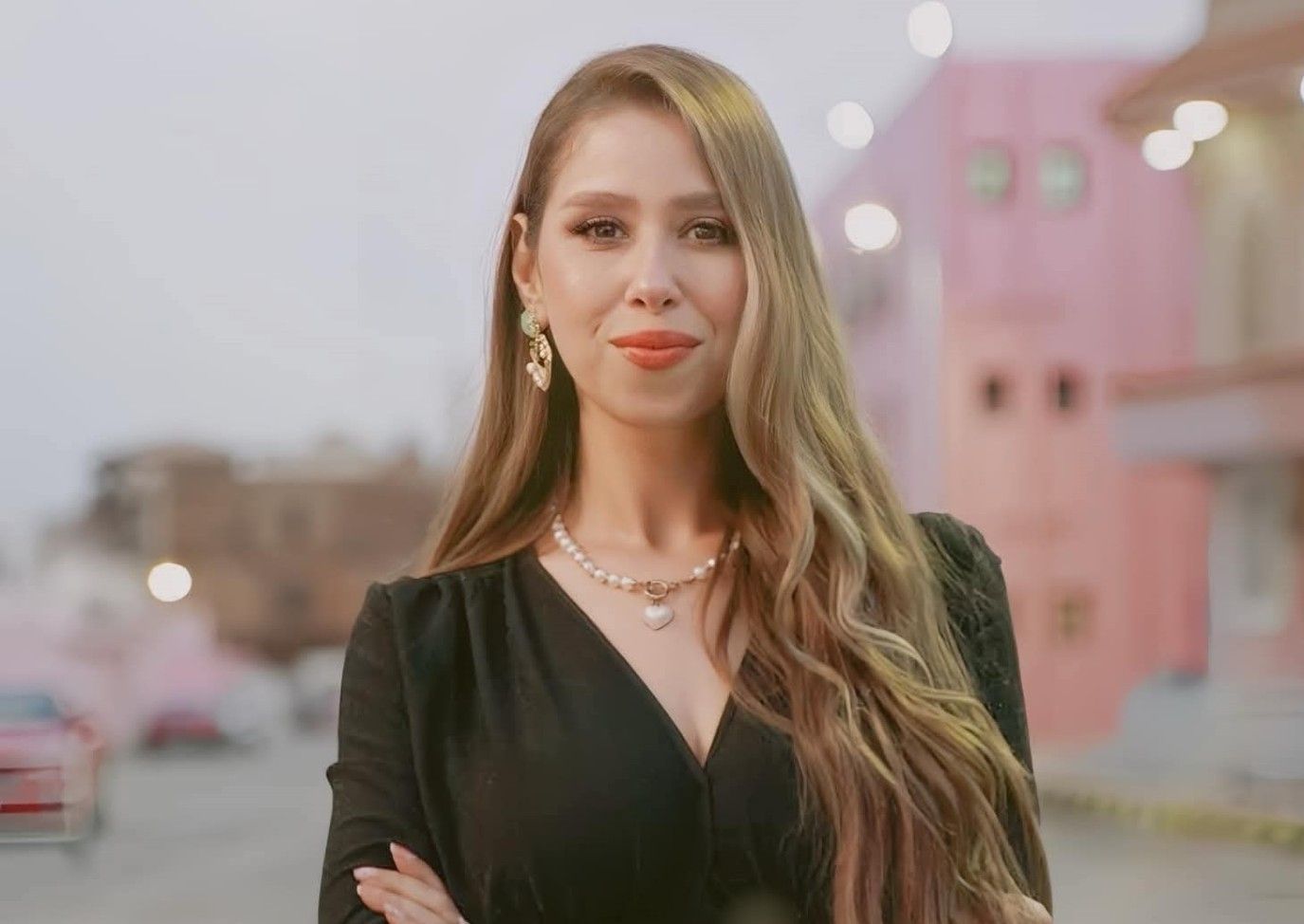 إيناس عز الدين تصاب بصدمة بعد رحيل المطرب ضياء عز الدين