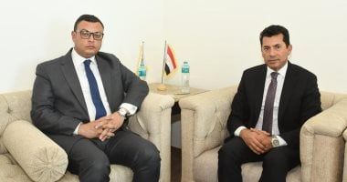 وزيرا الإسكان والشباب والرياضة يتابعان ملفات العمل وأوجه التعاون المشترك