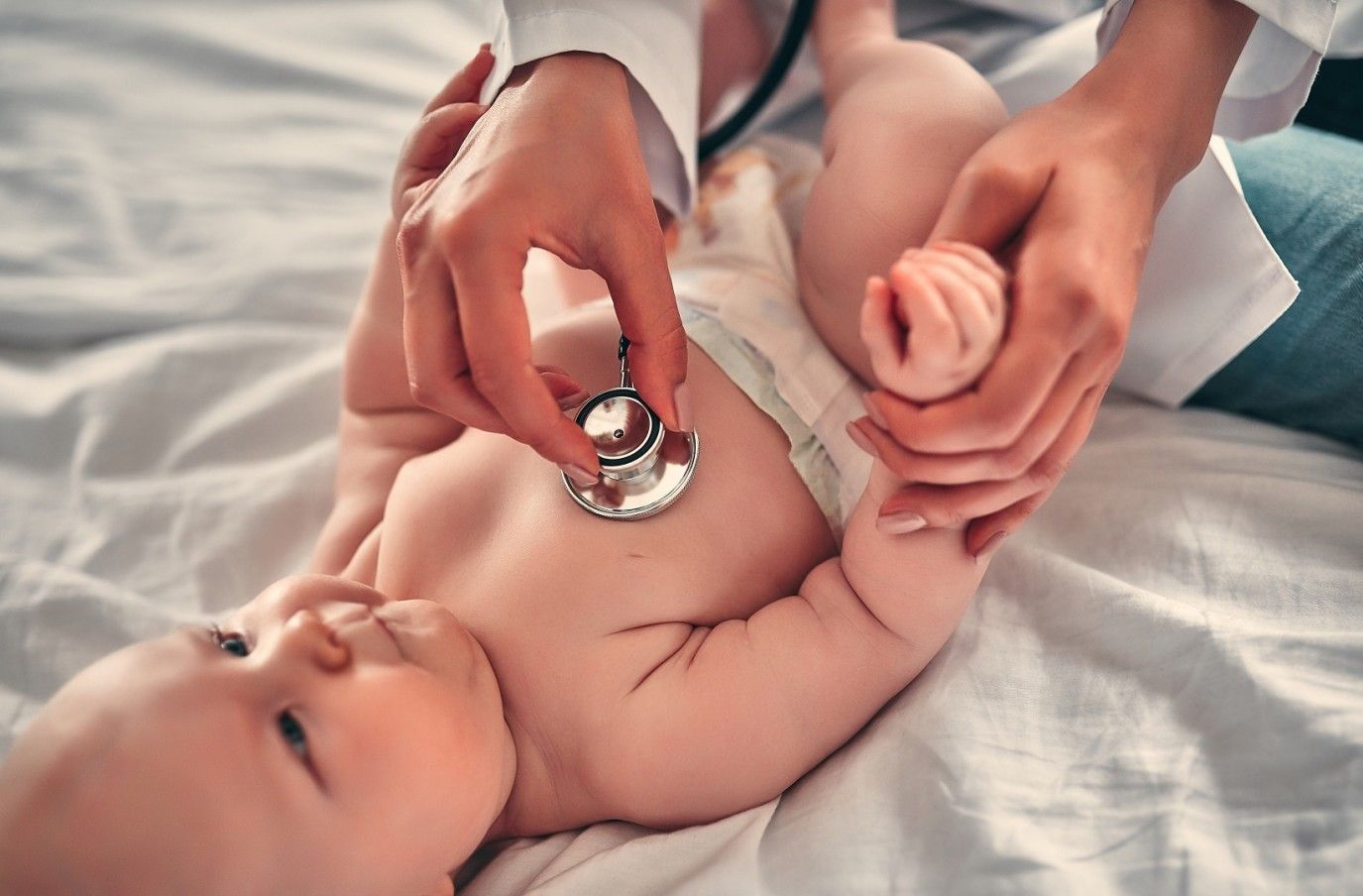 علامات إذا ظهرت على الرضيع فهو مصاب بأمراض القلب الخِلقية