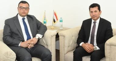 وزير الرياضة يلتقي وزير الإسكان للاطلاع علي مستجدات تطوير وتوسعه الجزيرة "2"