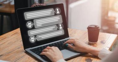 استطلاع: زيادة إقبال الشباب الأمريكى على الذكاء الصناعى للمشورة الطبية