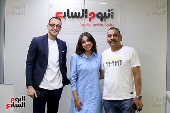 ”الخليج 365” يستقبل المطربة حنين الشاطر للاحتفال بطرح أول ألبوماتها "بياع كلام".. صور