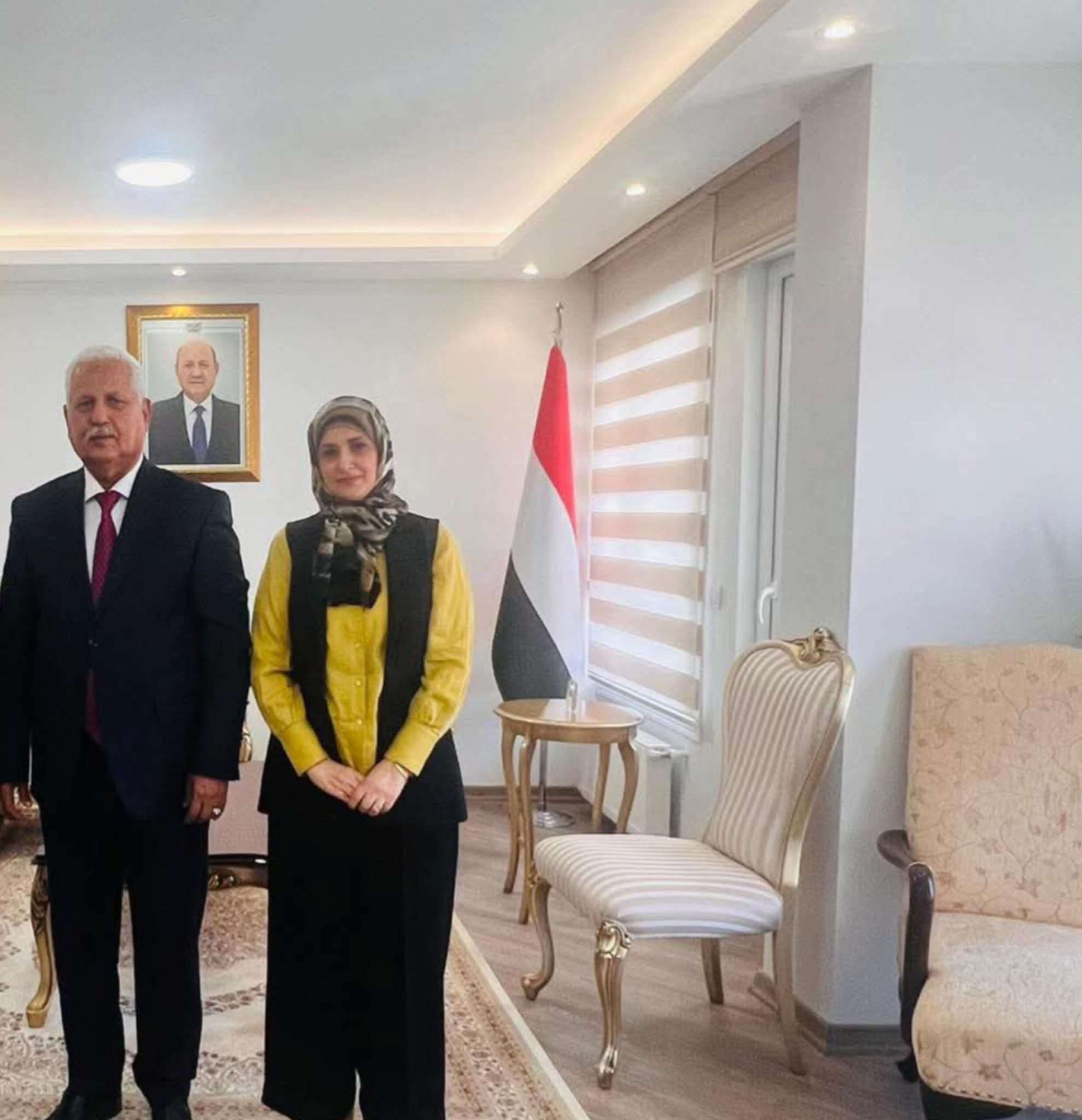 صادم...تعيين ابنة مسؤول كبير بوزارة الدفاع بمنصب بالسفارة اليمنية في تركيا