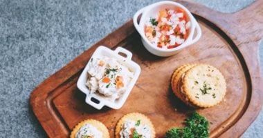 كيف يساعد تناول أكثر من 3 وجبات صغيرة بالتحكم فى سكر الدم؟