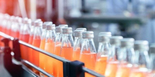 تعديل على الضريبة الانتقائية للمشروبات المحلاة في الدولة