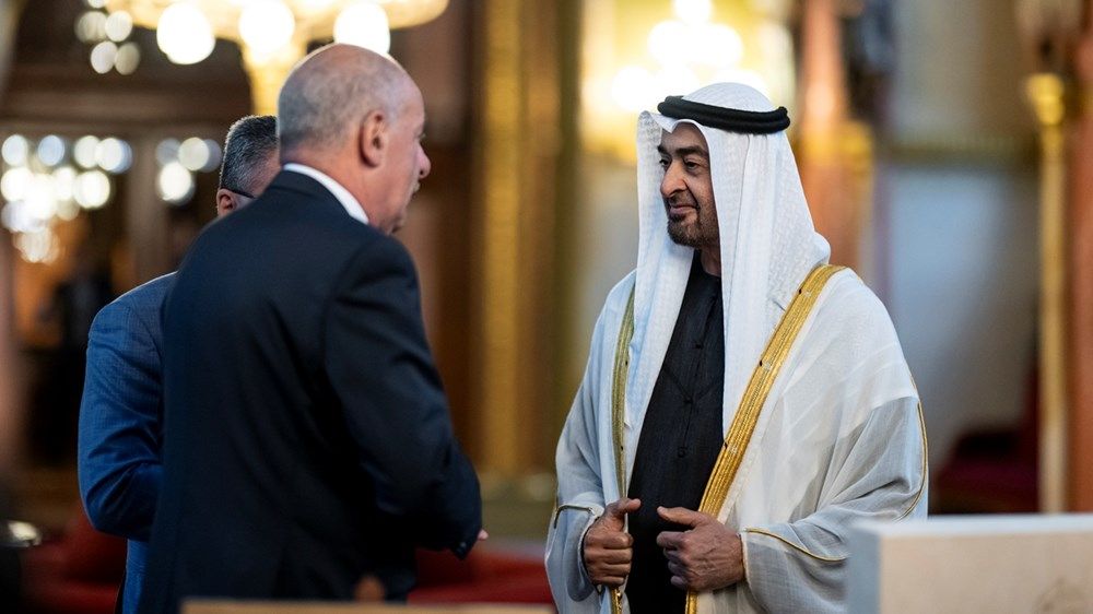 رئيس الدولة ورئيس المجر يبحثان في بودابست تعزيز علاقات التعاون بين البلدين