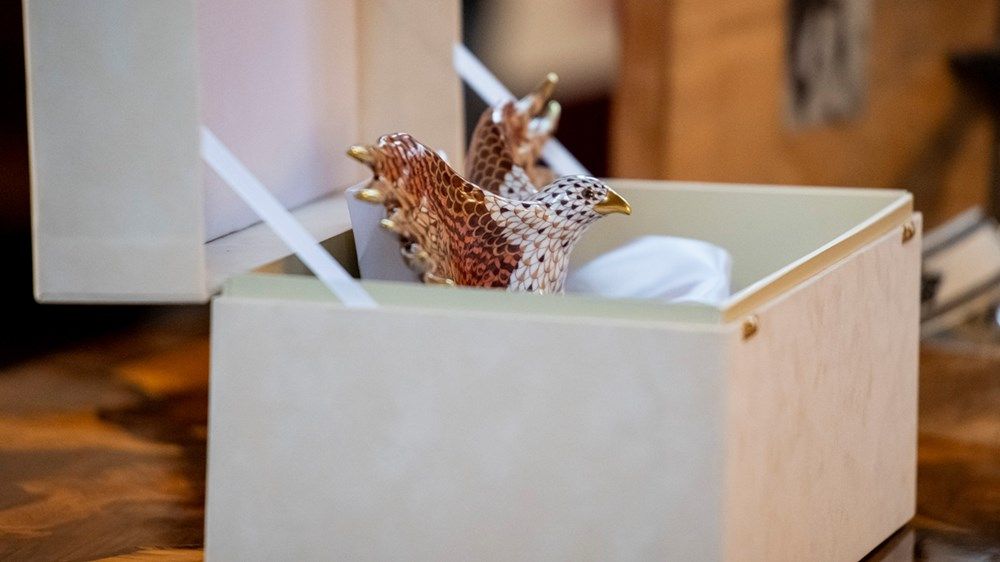 رئيس الدولة ورئيس المجر يبحثان في بودابست تعزيز علاقات التعاون بين البلدين