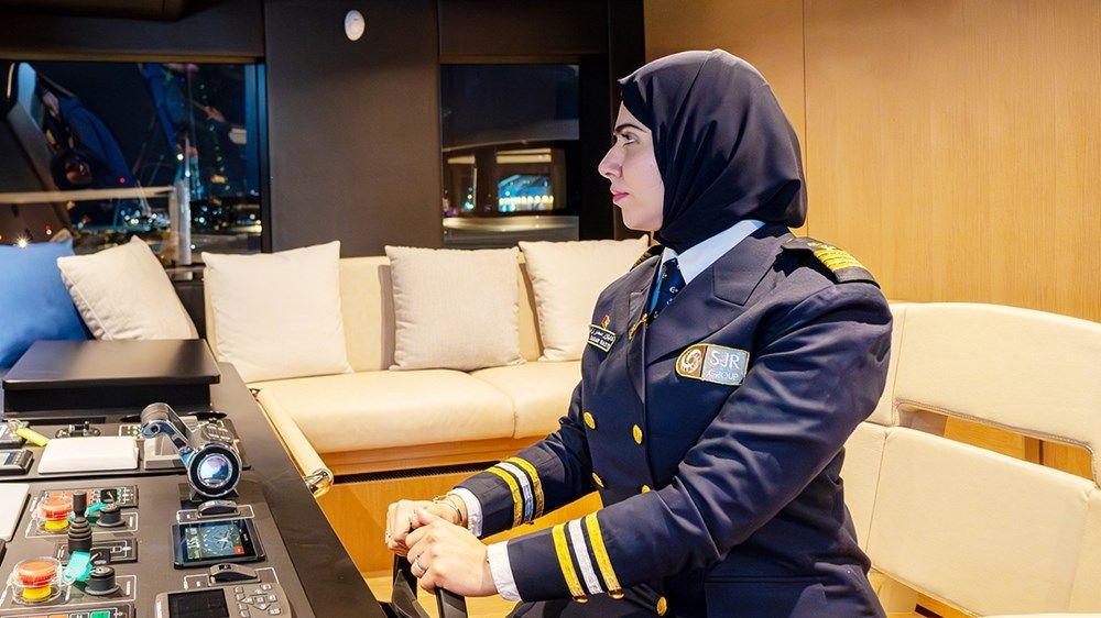 الشباب: نكمل البناء بعزيمة الآباء