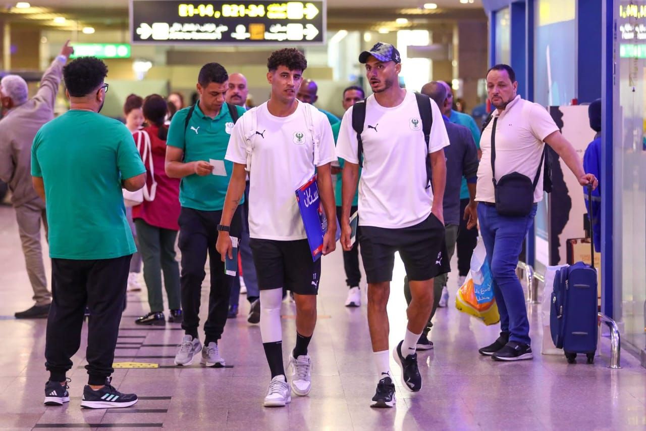 بعثة المصري تطير إلى تونس للانتظام في معسكر إعداد الموسم الجديد.. صور