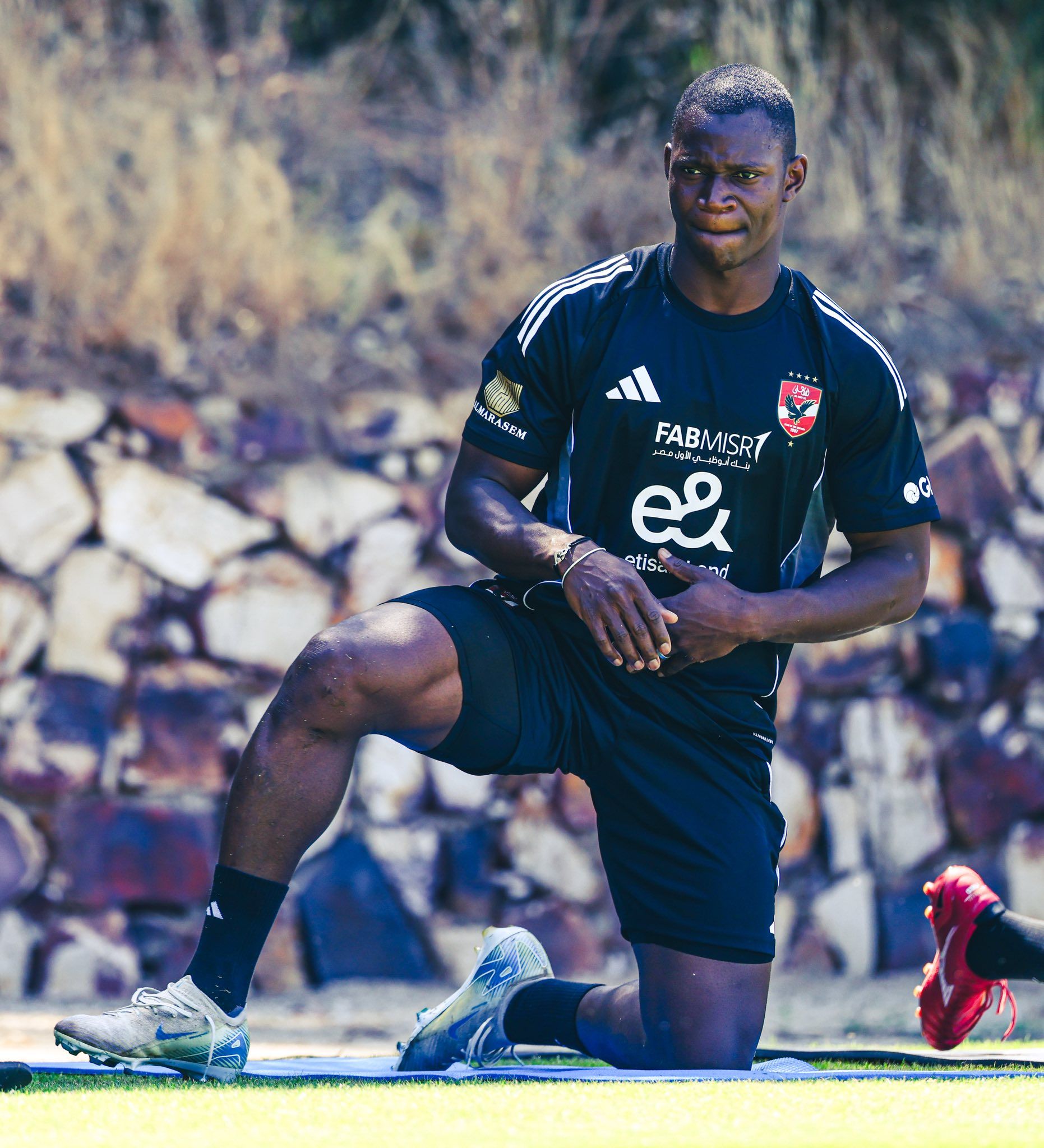 الأهلي يخوض مرانه فى ثاني أيام معسكر تونس.. صور