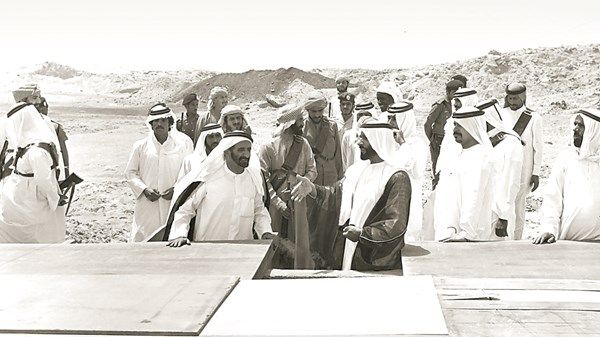 الشباب: نكمل البناء بعزيمة الآباء