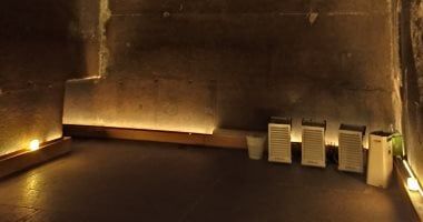 تحديث نظام الإضاءة الداخلية لأهرامات الجيزة.. صور