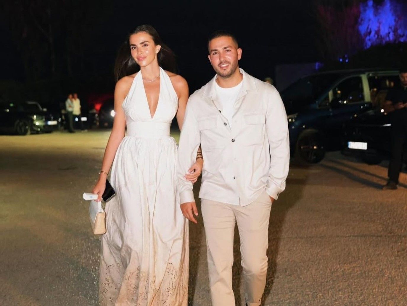 أجواء مبهرة وكعكة زفاف فريدة بحفل زفاف سيليو نجل إيلي صعب وزين قطامي