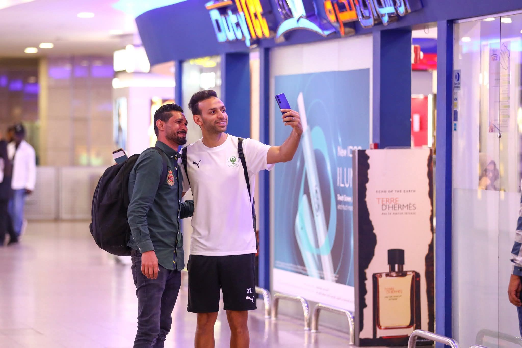 بعثة المصري تطير إلى تونس للانتظام في معسكر إعداد الموسم الجديد.. صور