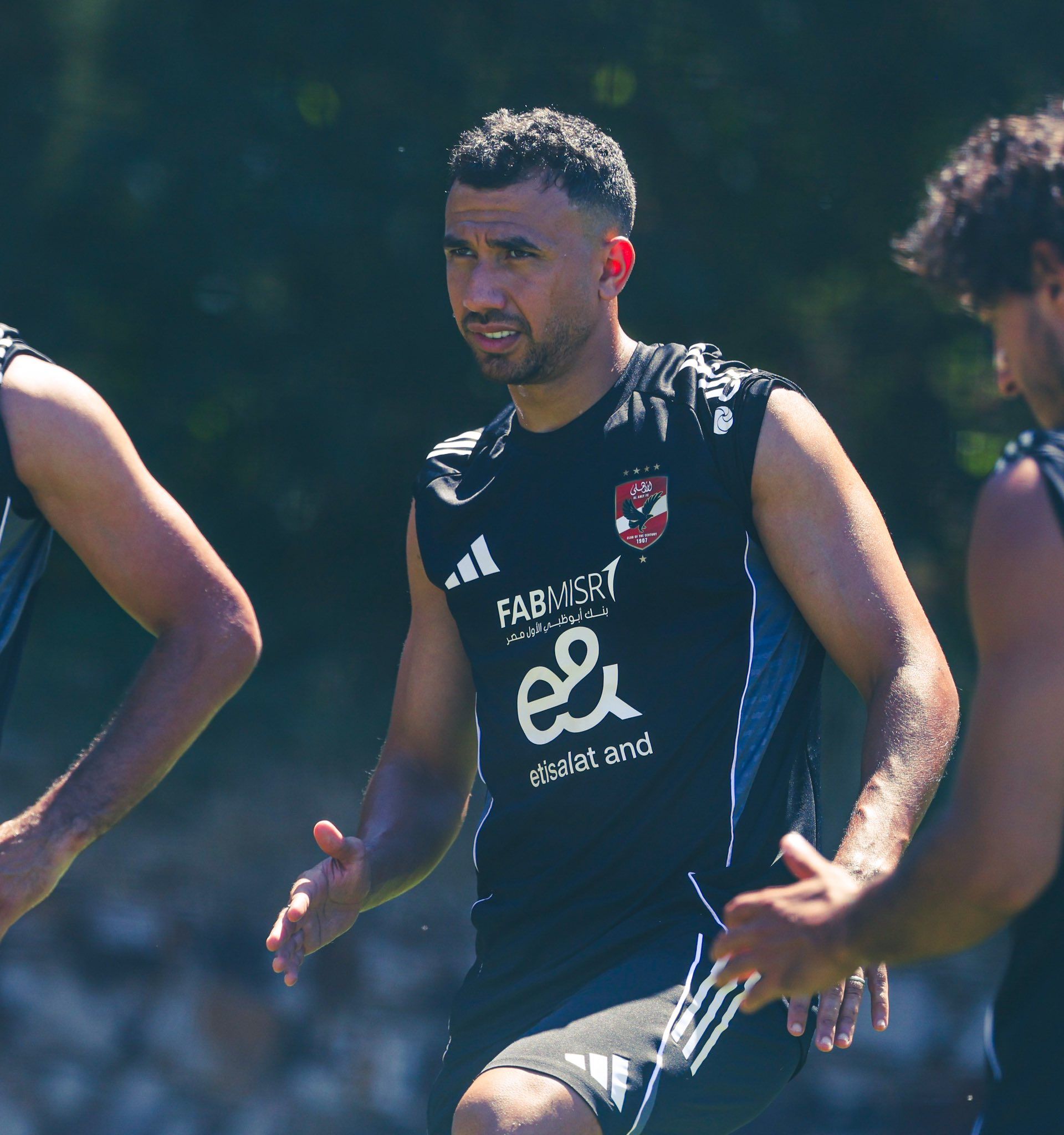 الأهلي يخوض مرانه فى ثاني أيام معسكر تونس.. صور