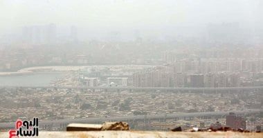 موجة حارة مفاجئة.. القاهرة تسجل فى الظل 39 درجة بهذا التوقيت