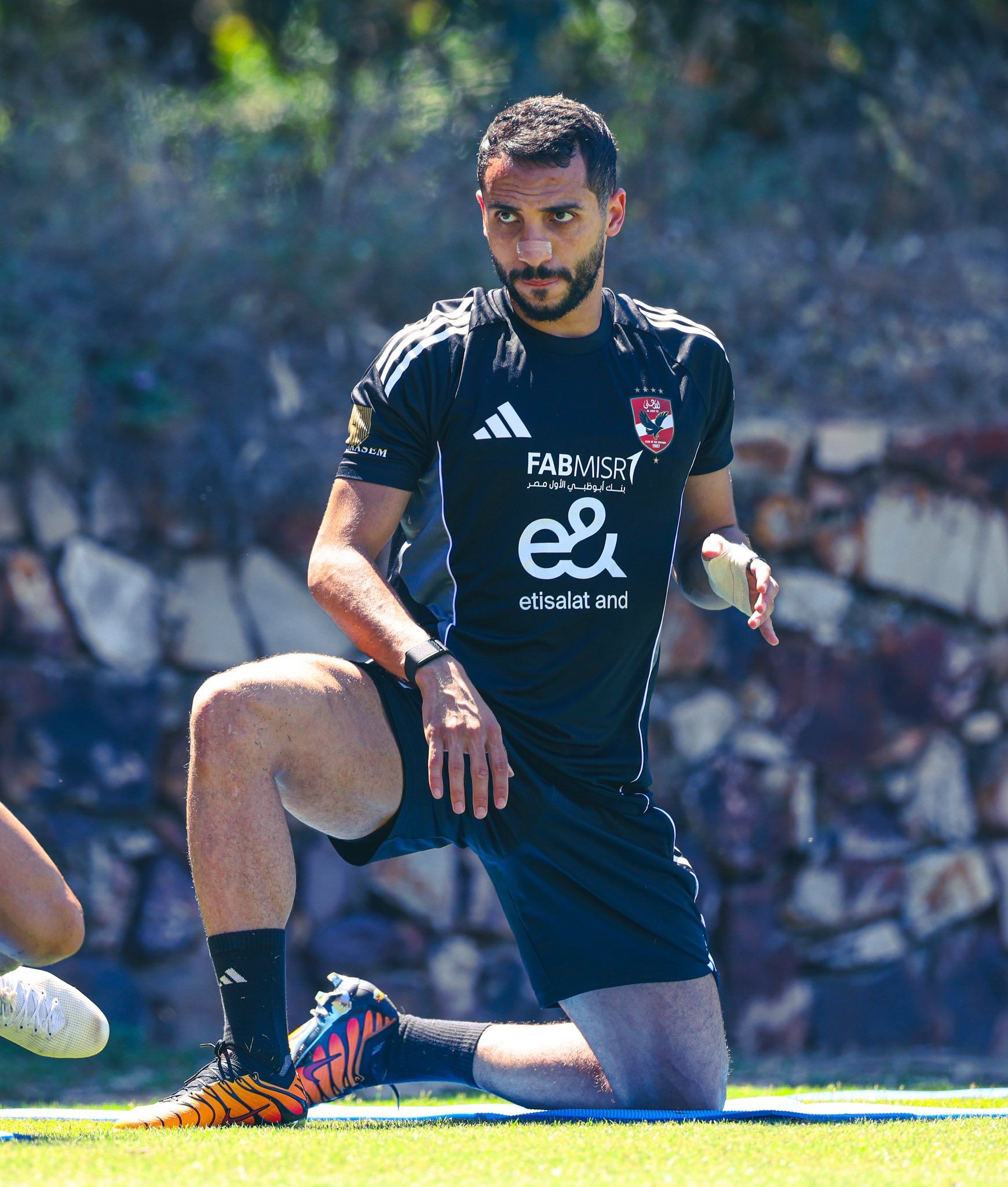 الأهلي يخوض مرانه فى ثاني أيام معسكر تونس.. صور