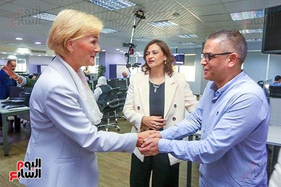 رئيسة بعثة الاتحاد الأوروبى تزور ”الخليج 365” وتشيد بدور الصحافة المصرية