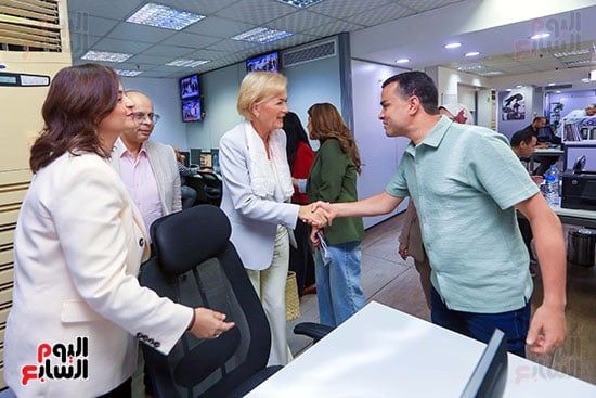 رئيسة بعثة الاتحاد الأوروبى تزور ”الخليج 365” وتشيد بدور الصحافة المصرية