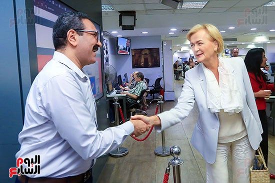 رئيسة بعثة الاتحاد الأوروبى تزور ”الخليج 365” وتشيد بدور الصحافة المصرية