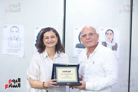 الخليج 365 يكرم صناع مسلسل "فات الميعاد".. صور