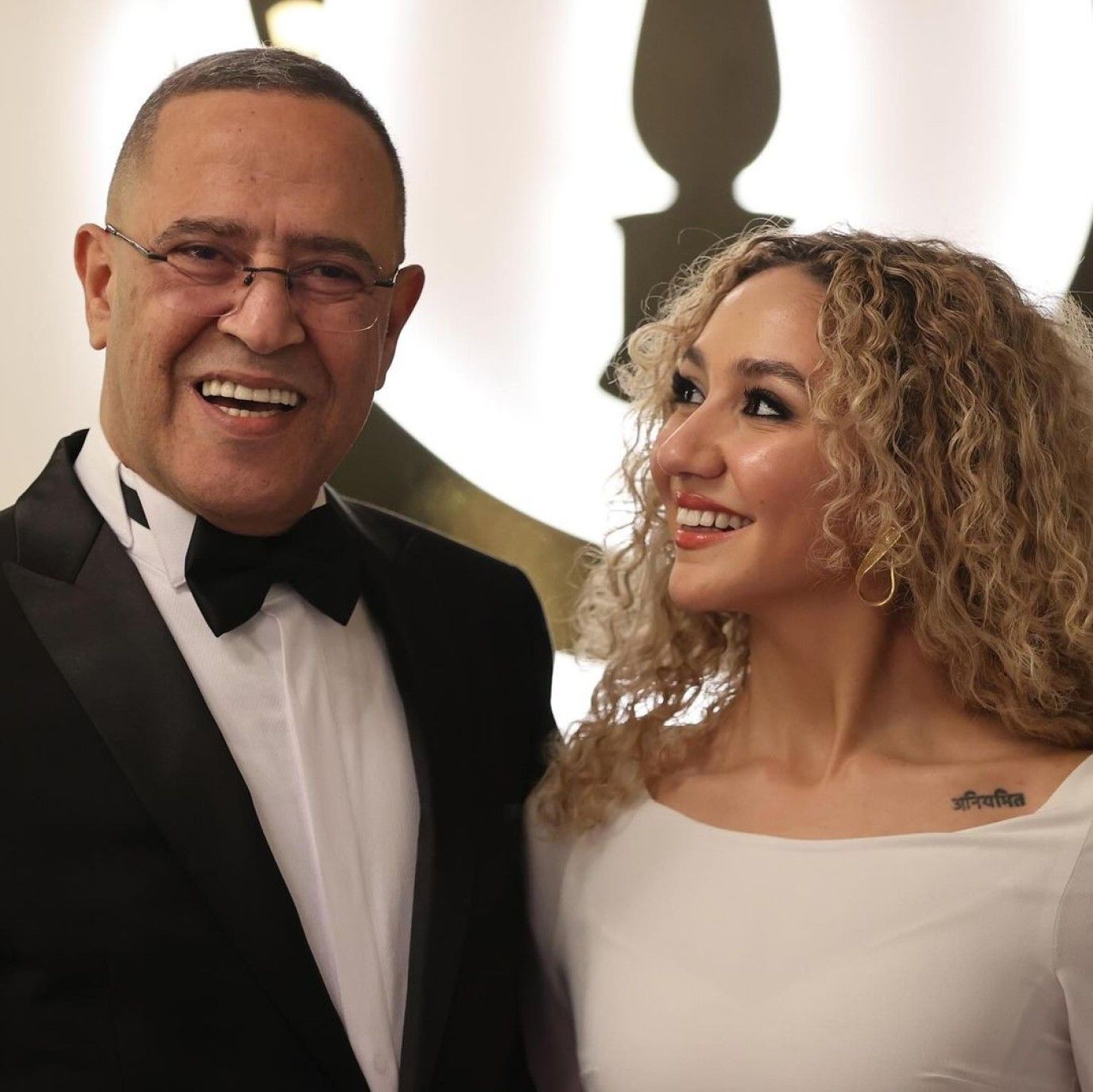 ابنة أشرف عبد الباقي تخوض ثاني تجاربها الإخراجية... وتتعاون مع والدها وليلى أحمد زاهر