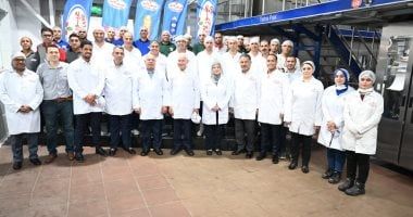 كامل الوزير يتفقد 3 مصانع متخصصة فى الصناعات الغذائية والمعدنية ومواد البناء