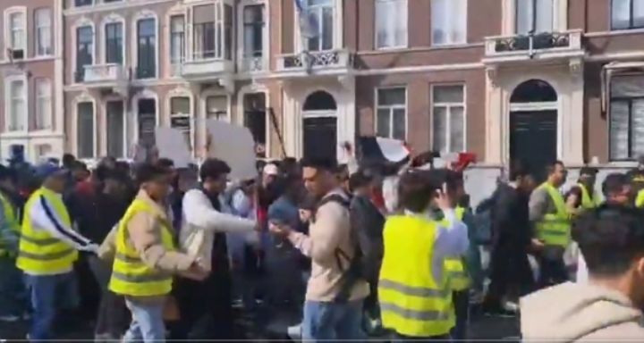 حكم هولندي بحق 1100 يمني