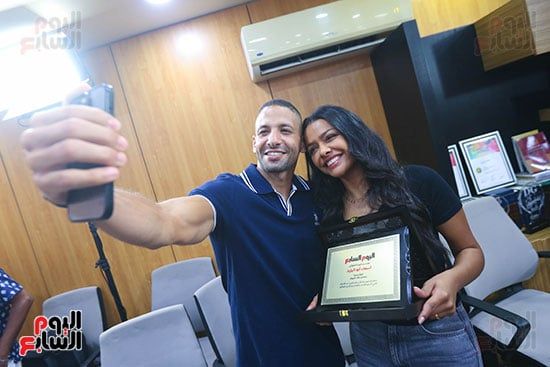 الخليج 365 يكرم صناع مسلسل "فات الميعاد".. صور